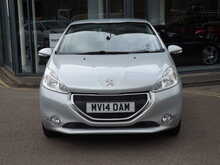 Peugeot 208 VTi Active