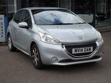 Peugeot 208 VTi Active