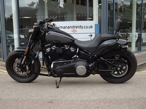 FXFBS Fat Bob 114 1.86 Custom Cruiser Manual Petrol