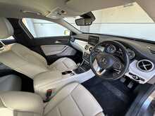 Mercedes-Benz GLA GLA200d Sport