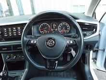 Volkswagen Polo SE