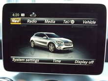 Mercedes-Benz GLA GLA200 AMG Line