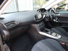 Peugeot 308 PureTech Allure