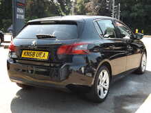 Peugeot 308 PureTech Allure