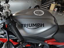 Triumph Street Triple 675 R