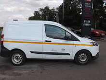 Ford Transit Courier TDCi
