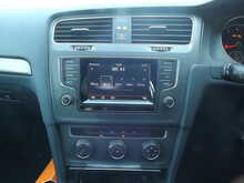 Volkswagen Golf TSI BlueMotion Tech SE