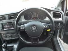 Volkswagen Golf TSI BlueMotion Tech SE