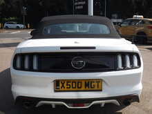 Ford Mustang V8 GT