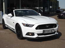 Ford Mustang V8 GT