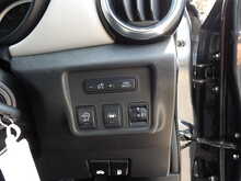 Nissan Micra IG-T n-tec