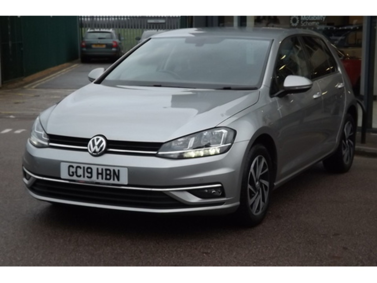 2019 Volkswagen Golf