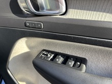 Volvo XC40 2021 h T5 Twin Engine Inscription - Thumb 18