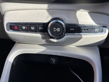 Volvo XC40 2021 h T5 Twin Engine Inscription - Thumb 28