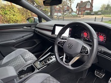 Volkswagen Golf 2024 TDI R-Line - Thumb 9