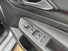 Volkswagen Golf 2024 TDI R-Line - Thumb 31