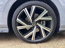 Volkswagen Golf 2024 TDI R-Line - Thumb 12
