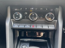 Skoda Karoq 2025 TSI ACT SportLine Edition - Thumb 31