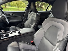 Volvo S60 2022 h T8 R-Design - Thumb 12