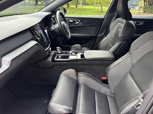 Volvo S60 2022 h T8 R-Design - Thumb 13