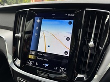 Volvo S60 2022 h T8 R-Design - Thumb 7