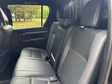 Toyota Hilux 2022 D-4D Invincible X - Thumb 24
