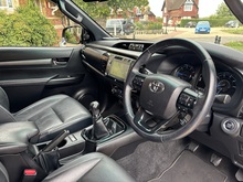 Toyota Hilux 2022 D-4D Invincible X - Thumb 17