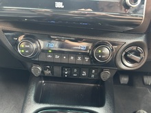 Toyota Hilux 2022 D-4D Invincible X - Thumb 29