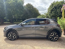Peugeot E-208 2025 GT - Thumb 4