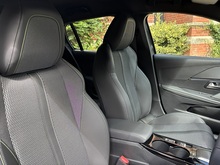 Peugeot E-208 2025 GT - Thumb 16