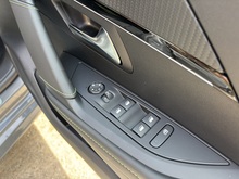 Peugeot E-208 2025 GT - Thumb 29