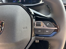 Peugeot E-208 2025 GT - Thumb 33