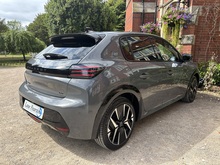 Peugeot E-208 2025 GT - Thumb 3