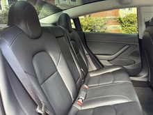 Tesla Model 3 2020 Long Range - Thumb 23