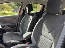 Renault Clio 2016 dCi Dynamique S Nav - Thumb 19