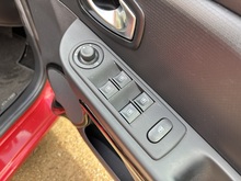 Renault Clio 2016 dCi Dynamique S Nav - Thumb 25