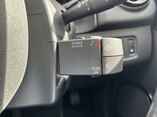 Renault Clio 2016 dCi Dynamique S Nav - Thumb 35