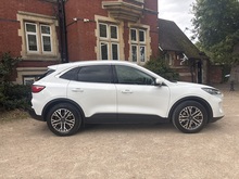 Ford Kuga 2021 EcoBoost Duratec Titanium First Edition - Thumb 3