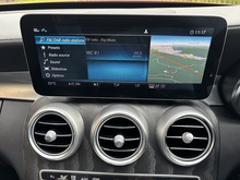 Mercedes-Benz C Class 2018 C220d AMG Line - Thumb 36