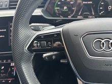 Audi Q8 e-tron 2023 Black Edition - Thumb 32