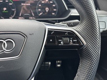 Audi Q8 e-tron 2023 Black Edition - Thumb 20