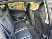 Tesla Model Y 2022 Long Range - Thumb 12