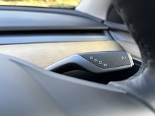 Tesla Model Y 2022 Long Range - Thumb 26