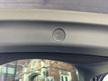 Tesla Model Y 2022 Long Range - Thumb 38