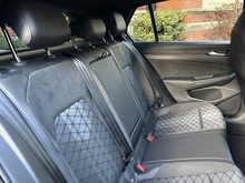 Volkswagen Golf 2025 TSI R-Line - Thumb 10