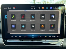 Volkswagen Golf 2025 TSI R-Line - Thumb 24