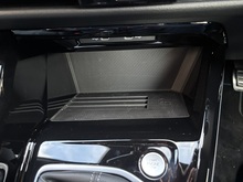 Volkswagen Golf 2025 TSI R-Line - Thumb 27