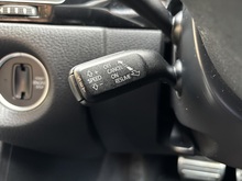 Volkswagen Touareg 2016 TDI V6 BlueMotion Tech R-Line - Thumb 38