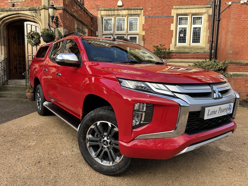 Mitsubishi L200 DI-D DC Barbarian