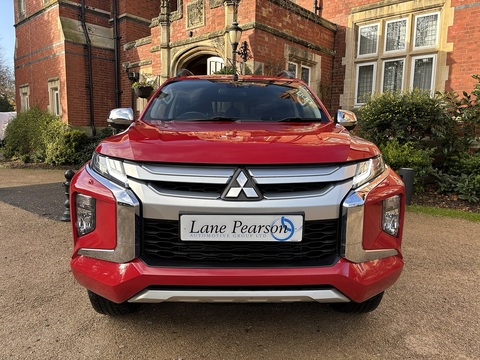 2.2 DI-D DC Barbarian Pickup Double Cab Diesel Manual 4WD Euro 6 (s/s) (150 ps)